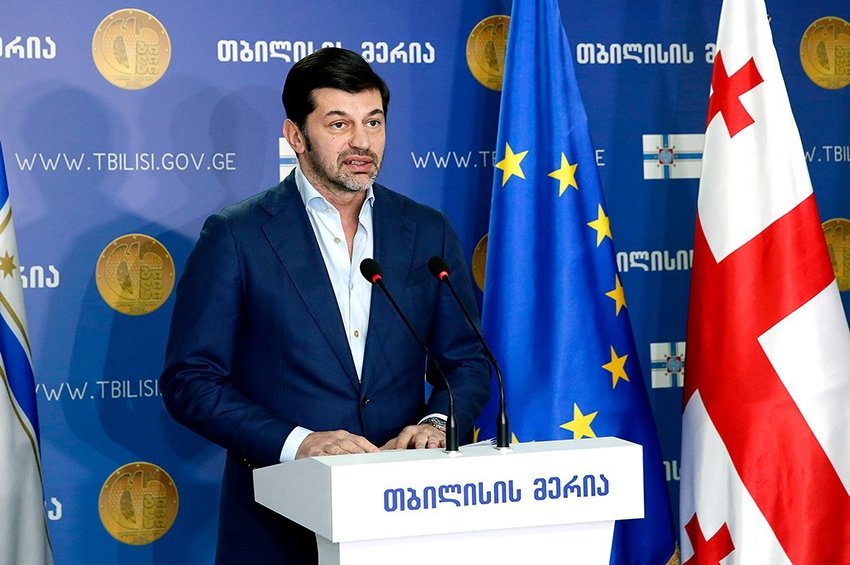 კალაძე ავარიულიდან ახალ კორპუსში ხალხის გასახლების წესებს განმარტავს